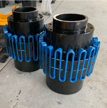 垂直方向安装罩壳蛇簧联轴器定做加工